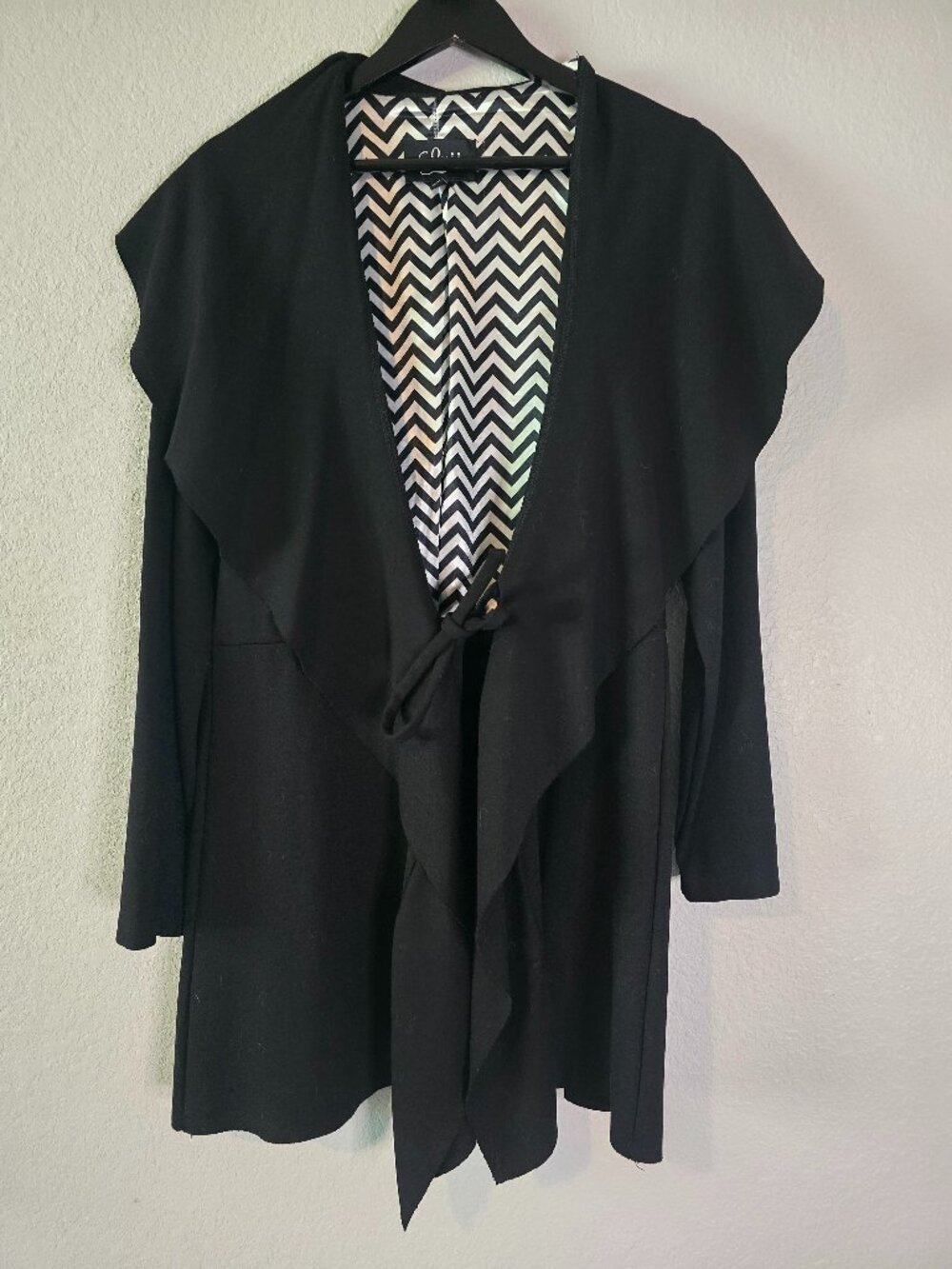Luii Black Waterfall Draped Cardigan Chevron Back XL